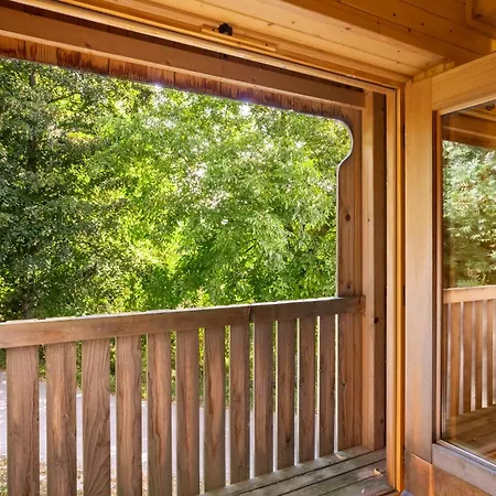 Old Castle كامنيك